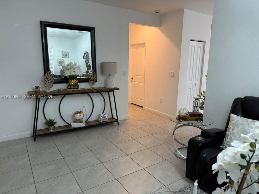 11908 SW 238th Ter photo 8