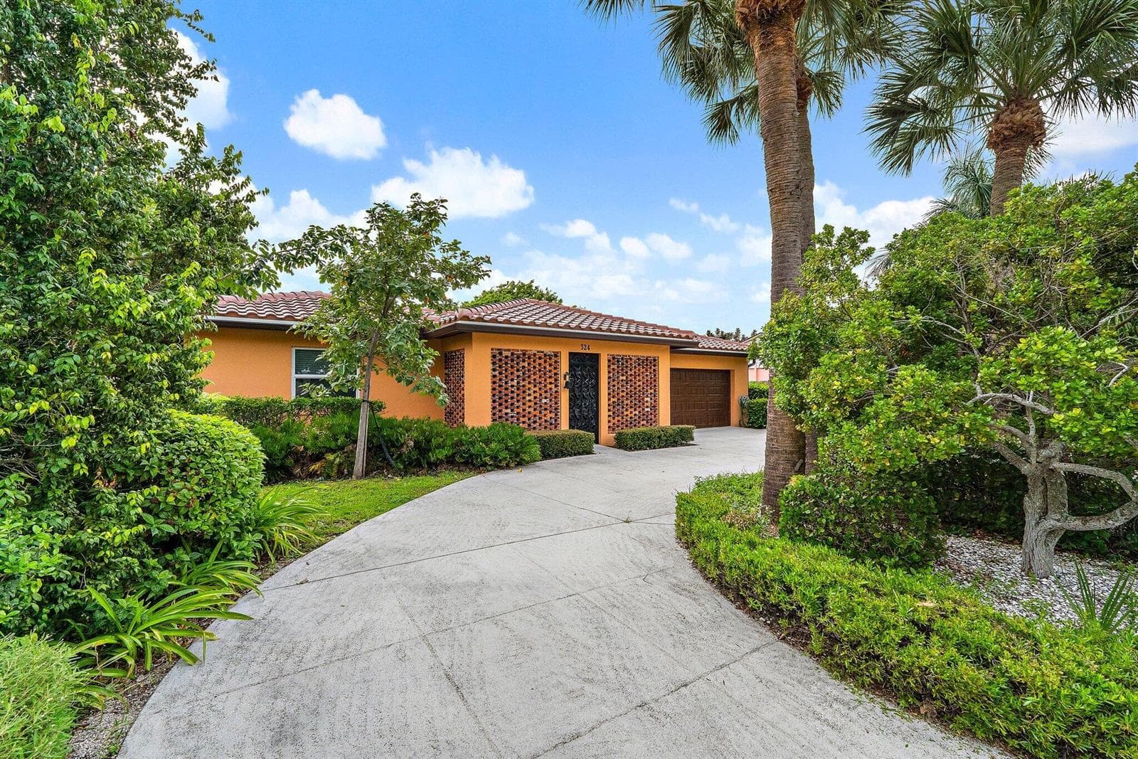 324 Sandal Lane