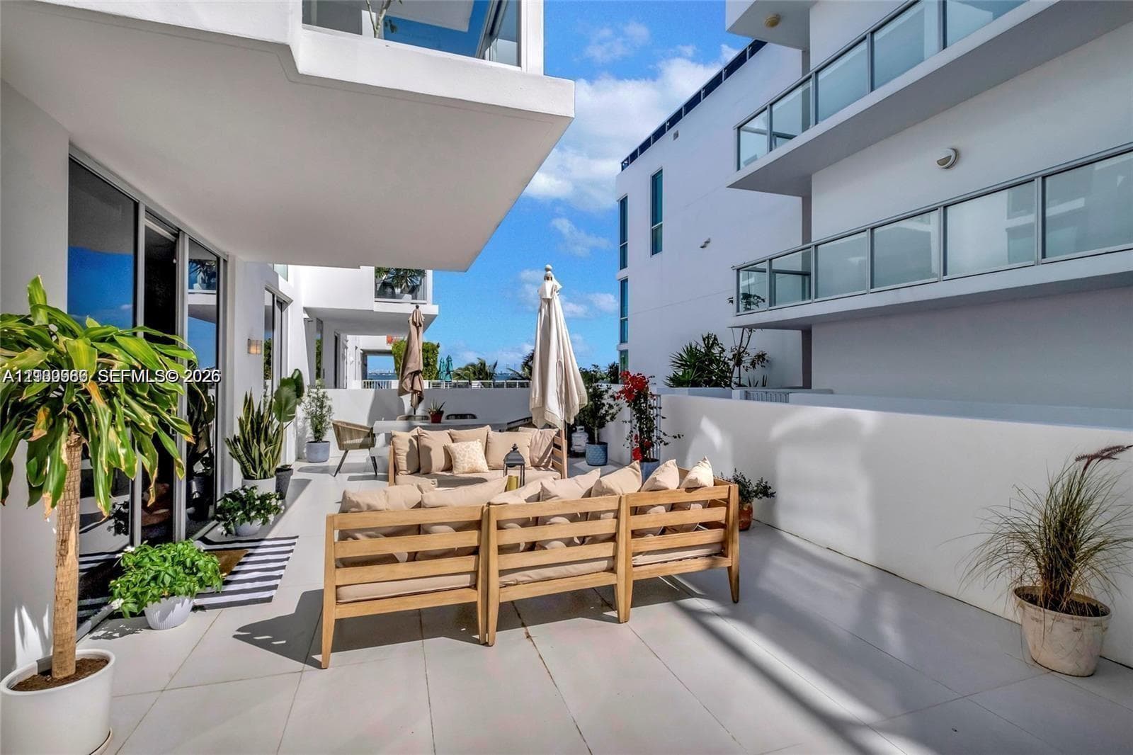 720 NE 62 street -Unit 307