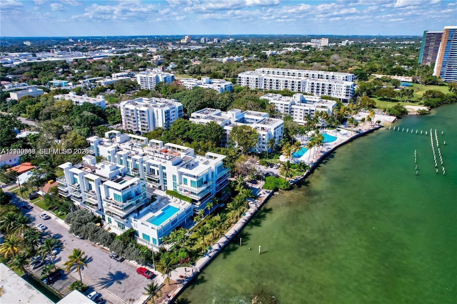 720 NE 62 street -Unit 307