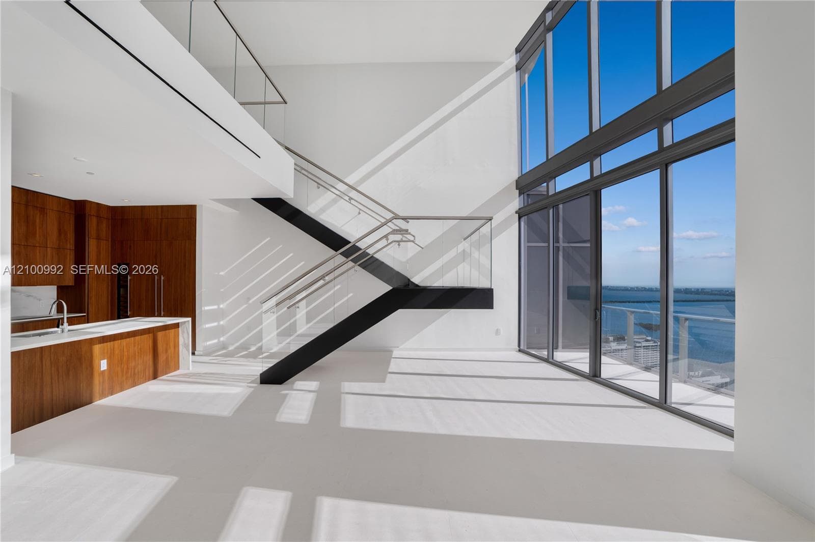 Casa Bella · #UPH03 in Miami - Photo 9