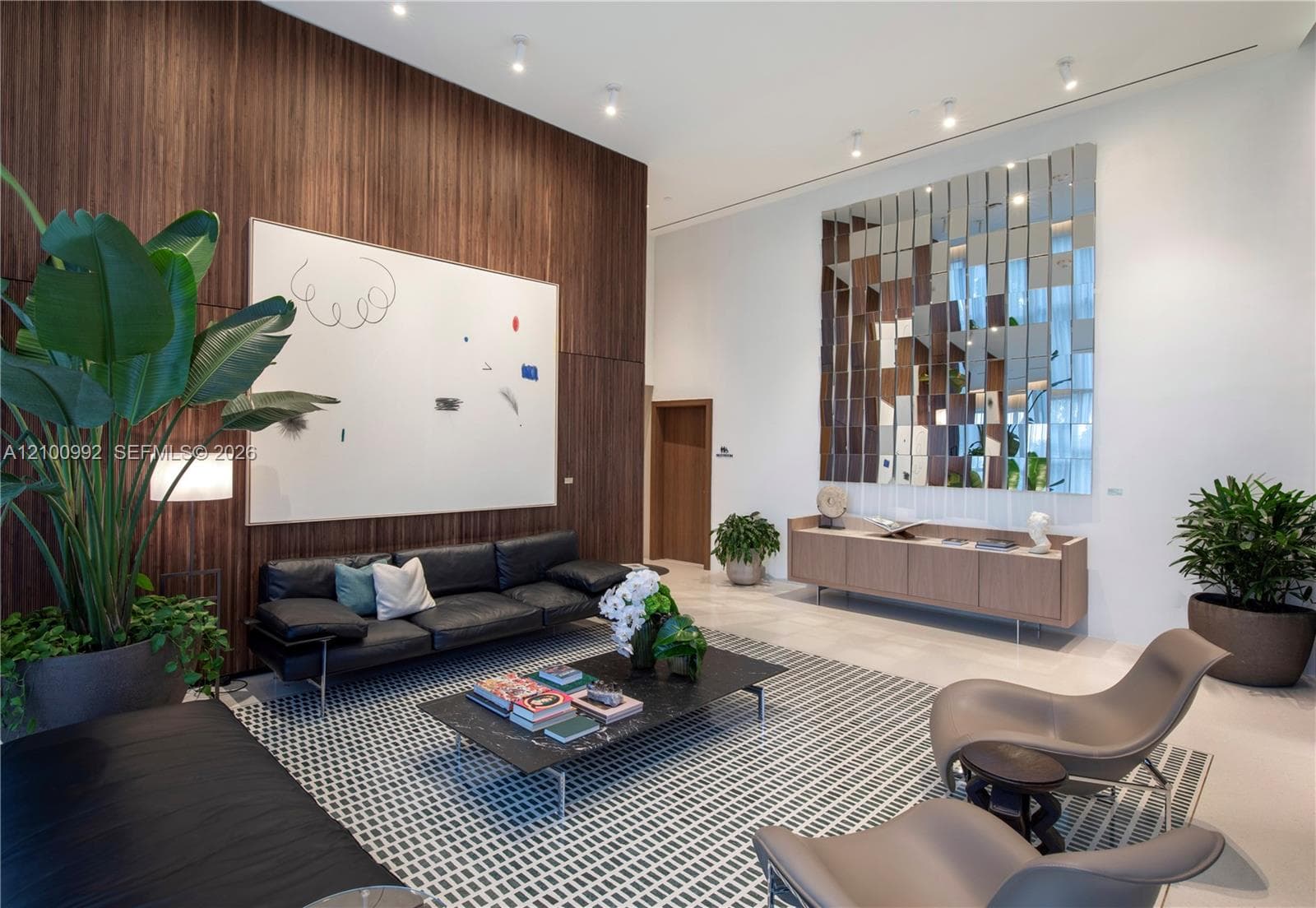 Casa Bella · #UPH03 in Miami - Photo 37