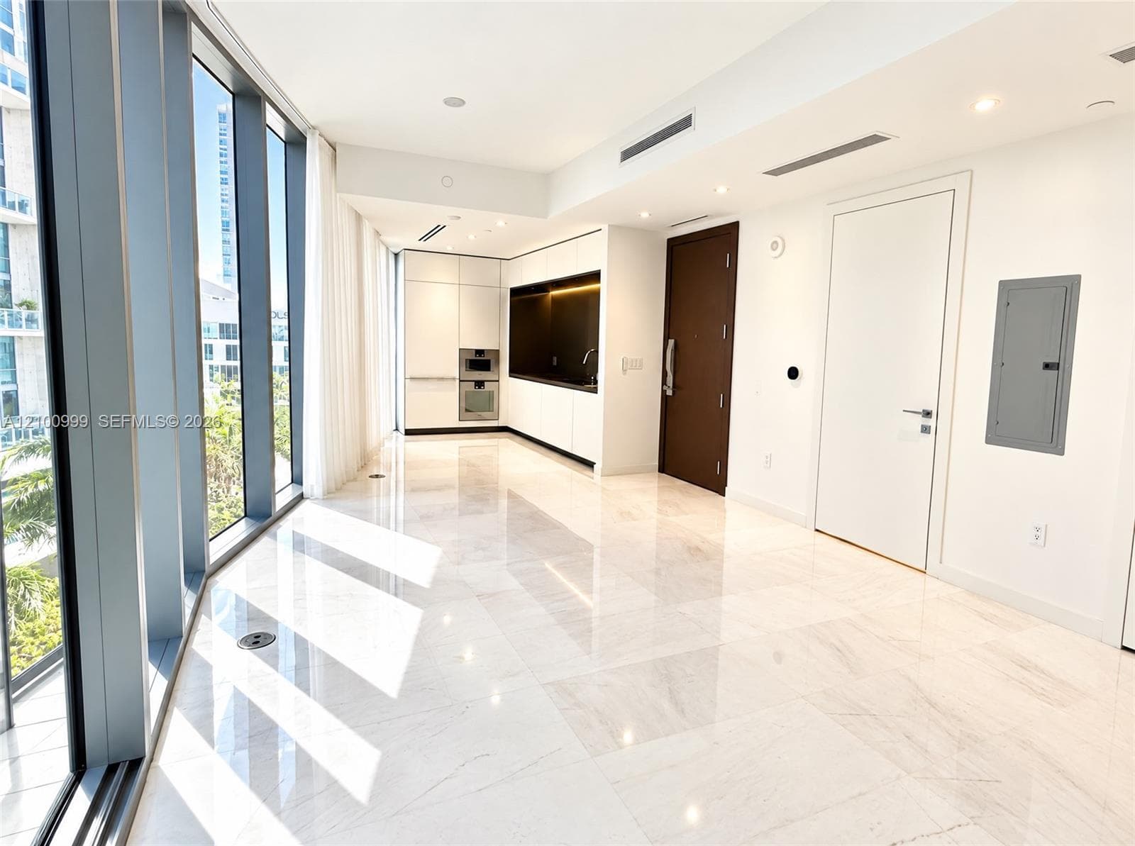 Aston Martin Residences · #506E in Miami - Photo 4