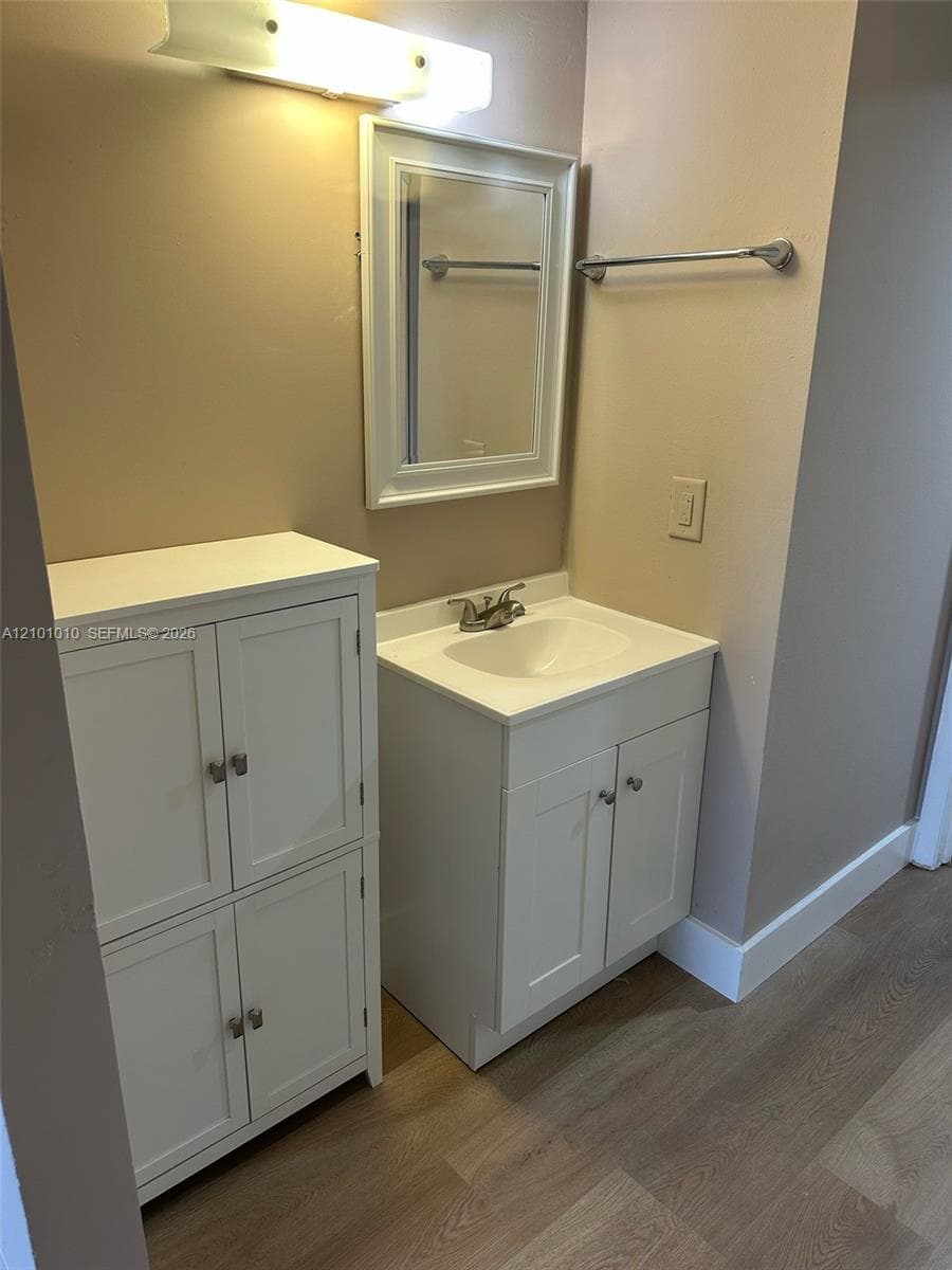 VERABELLA FALLS CONDO · #BPH4 in Miami - Photo 6