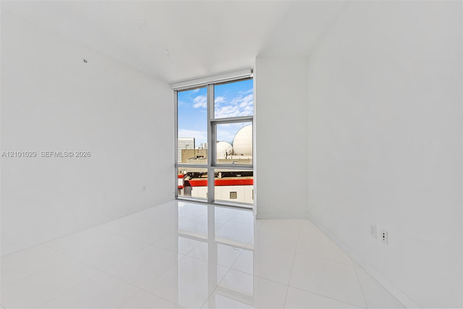 Paramount Miami Worldcenter · #1012 in Miami - Photo 30