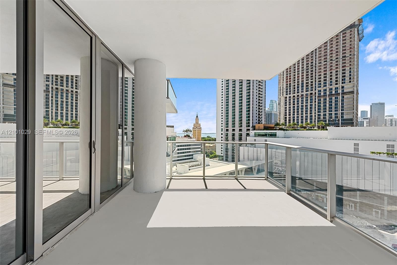 Paramount Miami Worldcenter · #1012 in Miami - Photo 4