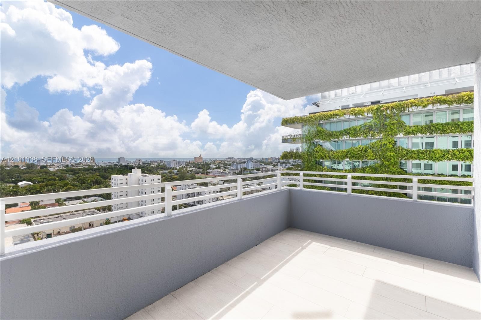 THE WAVERLY AT SOUTH BEAC · #1514 in Miami Beach - Photo 26