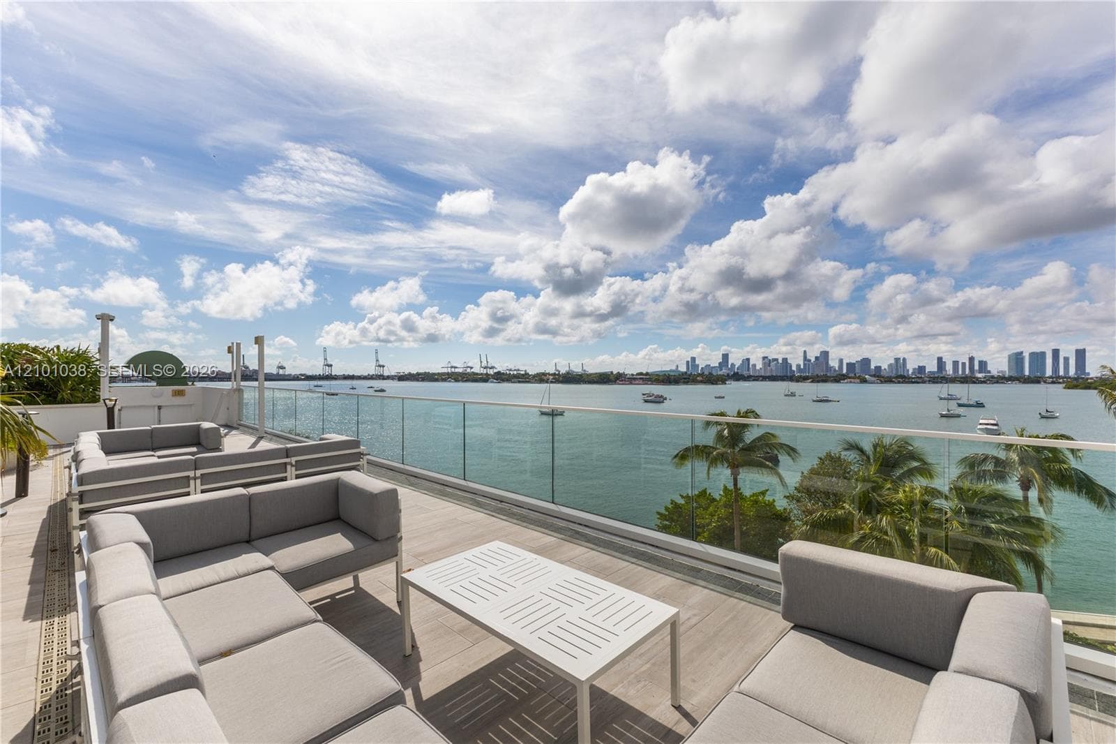 THE WAVERLY AT SOUTH BEAC · #1514 in Miami Beach - Photo 39