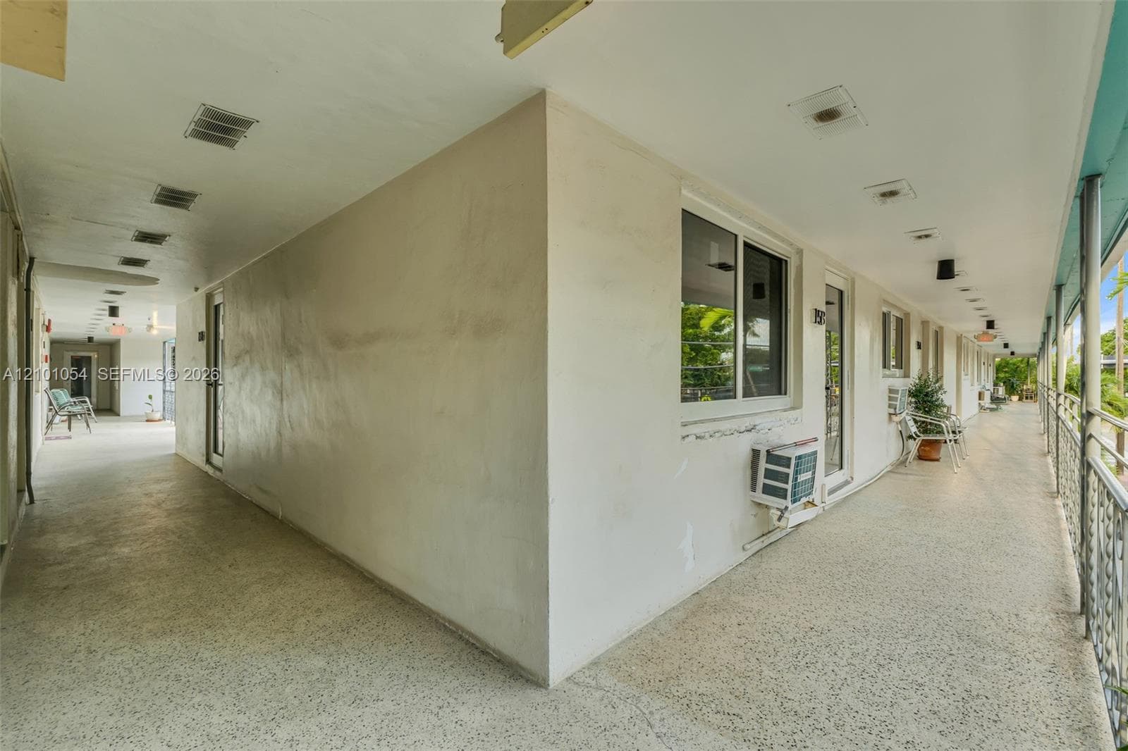 BLUE SKY CONDO · #16 in Miami Beach - Photo 19