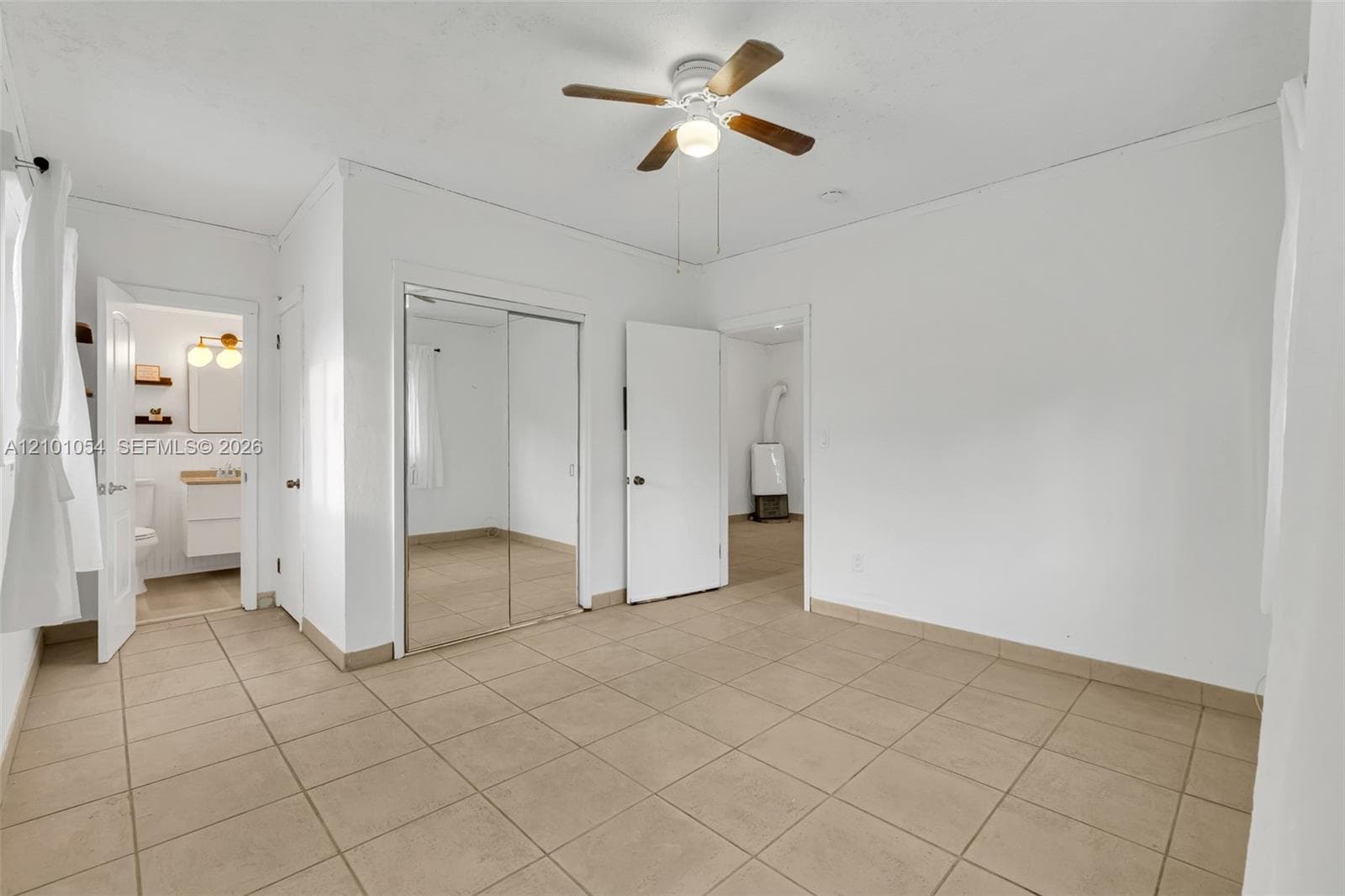 BLUE SKY CONDO · #16 in Miami Beach - Photo 4