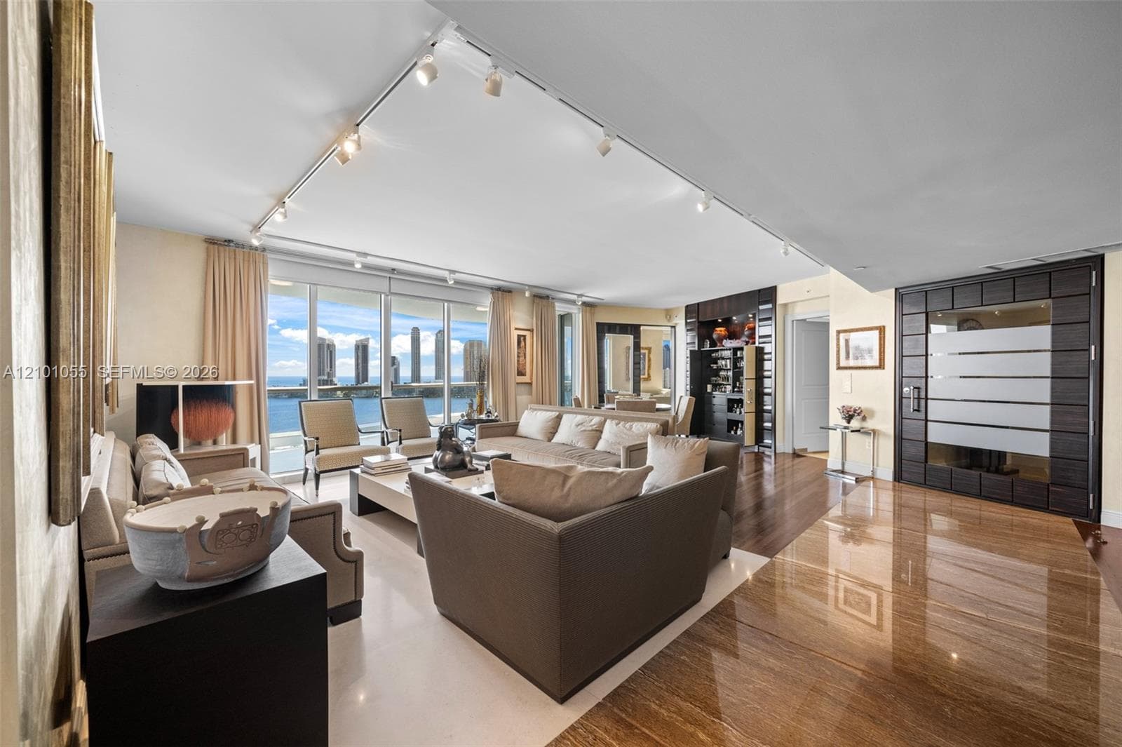 Bellamare at Williams Island · #1703 in Aventura - Photo 2