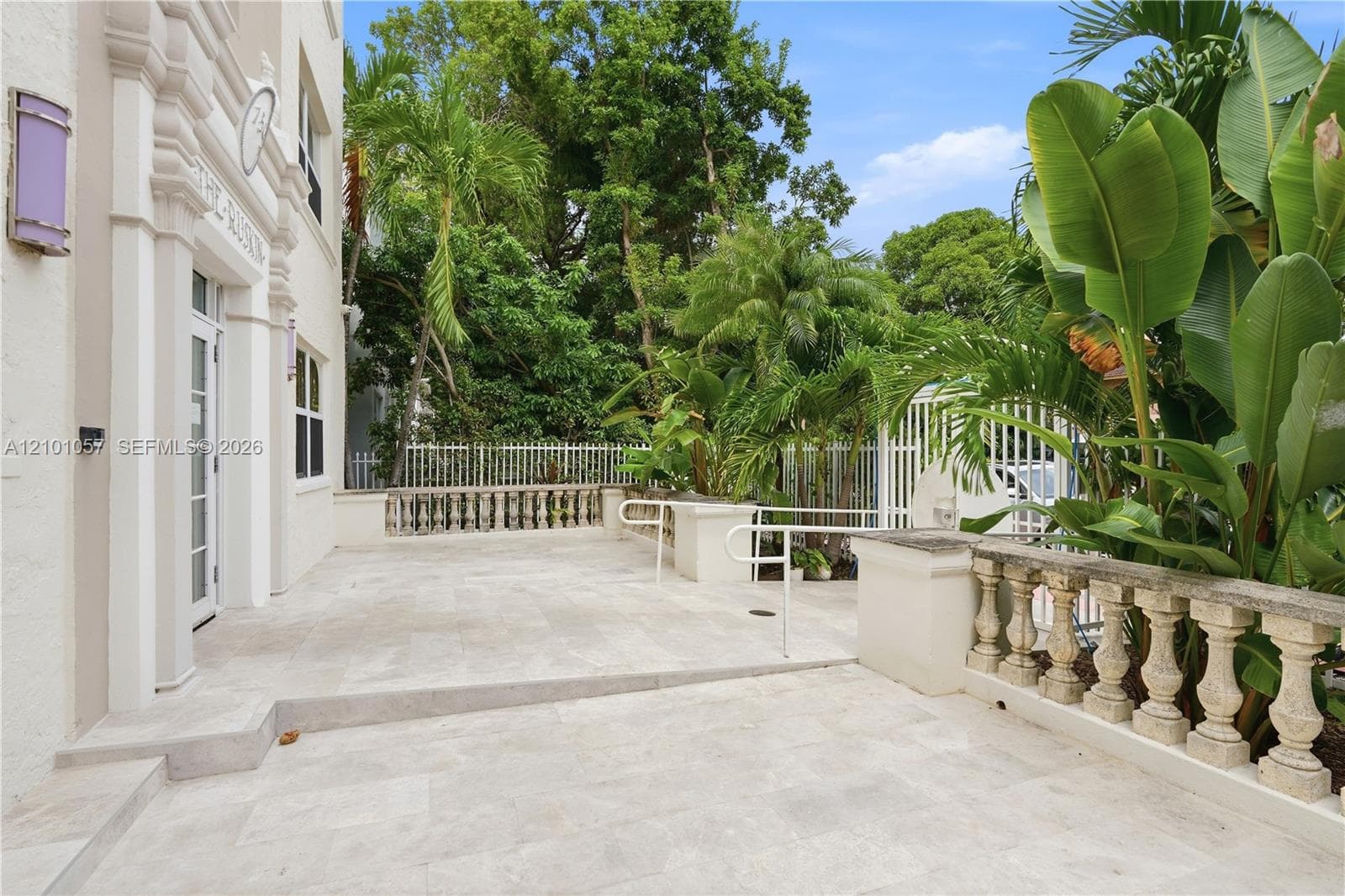 The Ruskin · #301 in Miami Beach - Photo 32