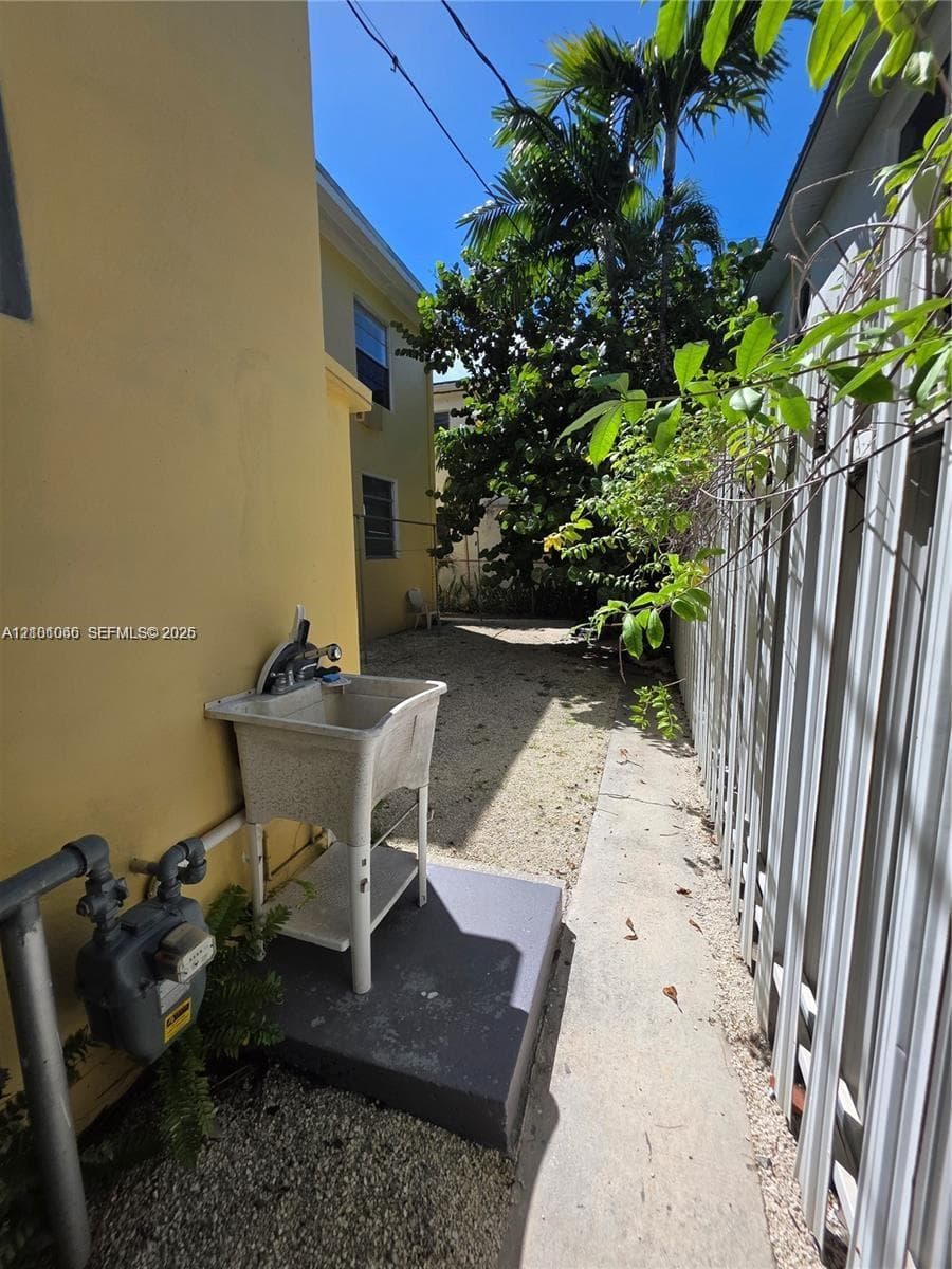 ALTOS DEL MAR NO 3 · #1 in Miami Beach - Photo 43