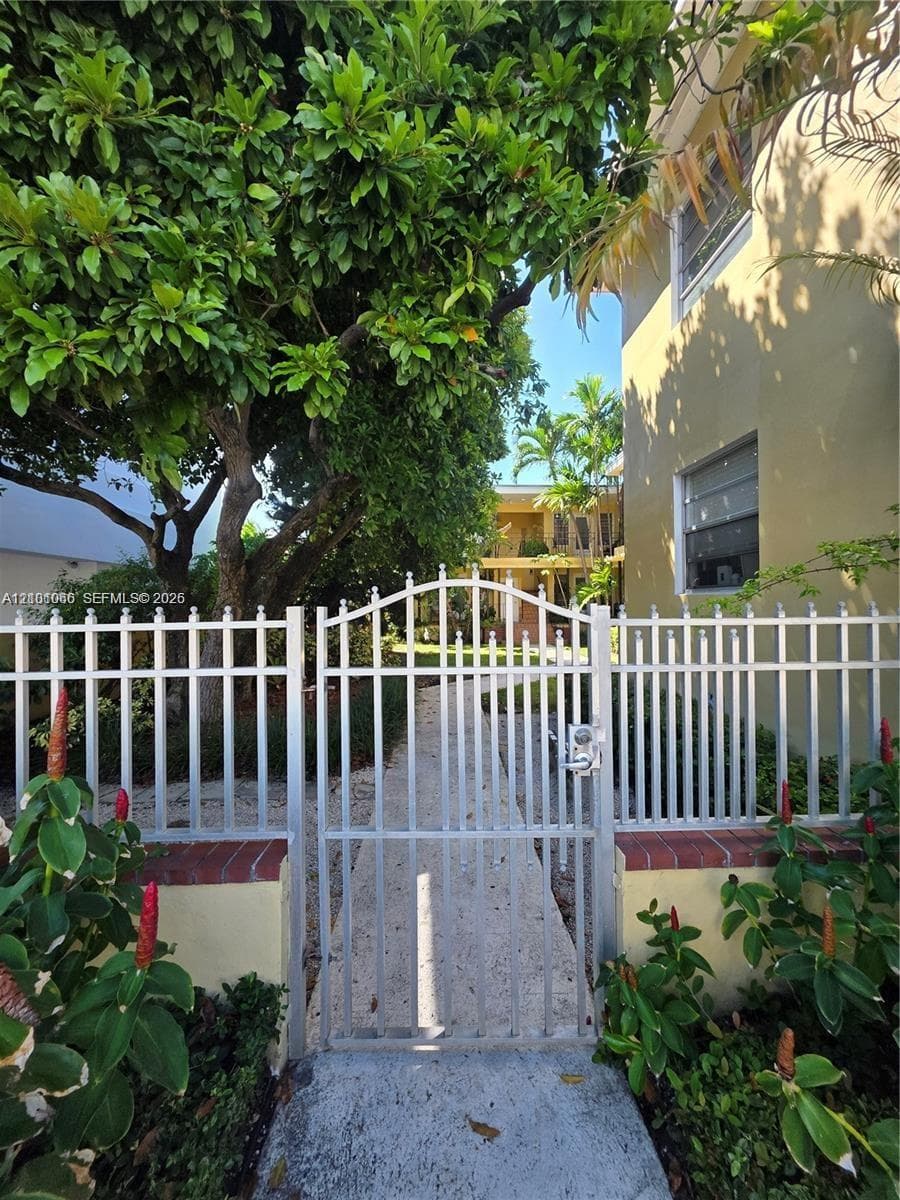 ALTOS DEL MAR NO 3 · #1 in Miami Beach - Photo 41