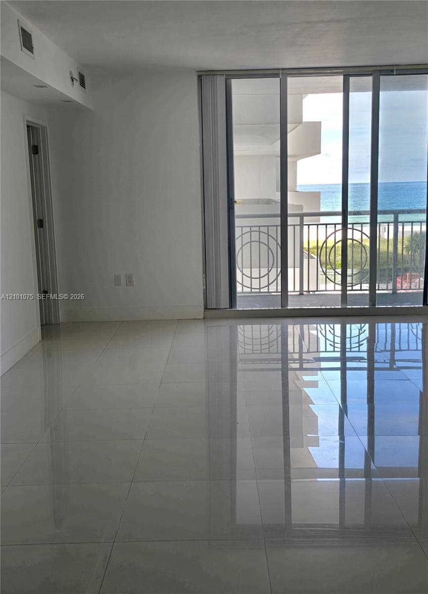 CORINTHIAN CONDO · #J4 in Miami Beach - Photo 28