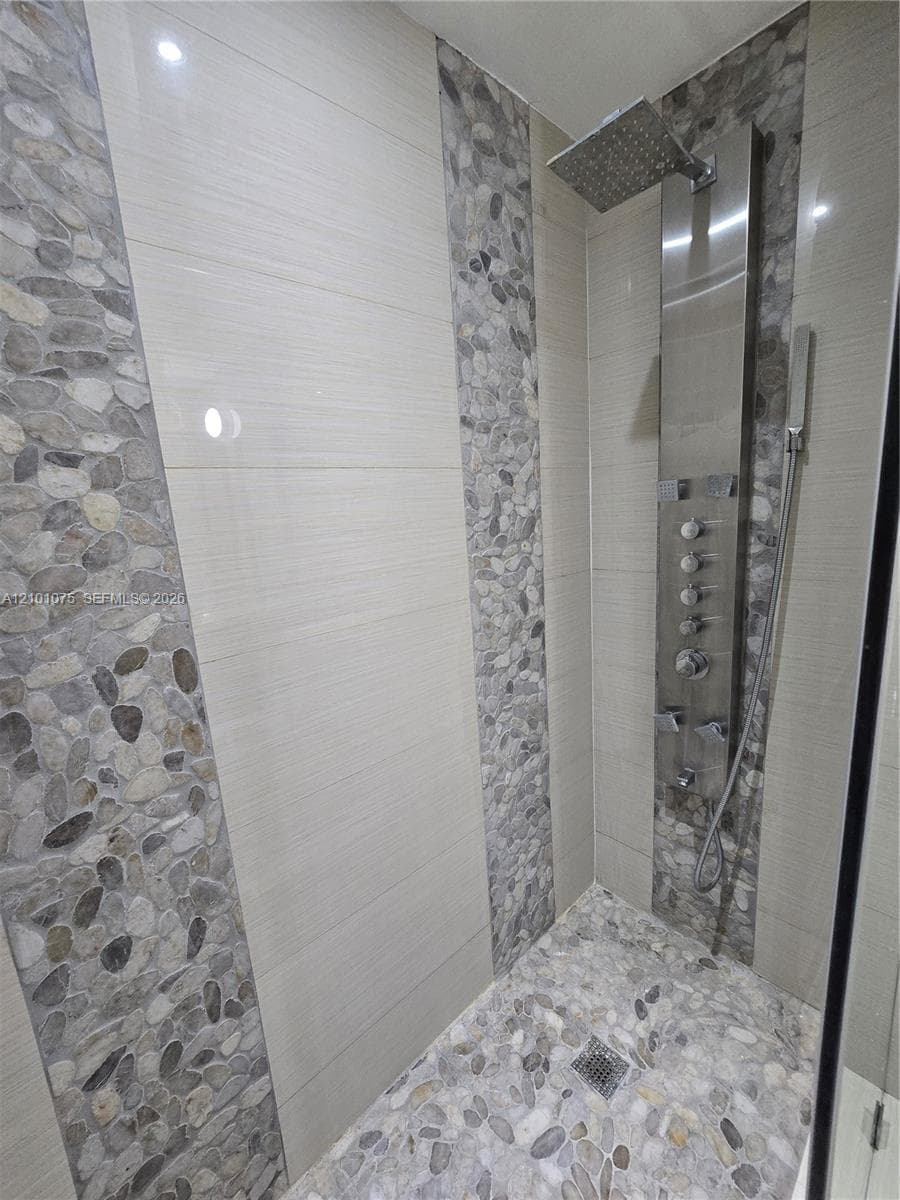 Guest and 2nd BR Bath