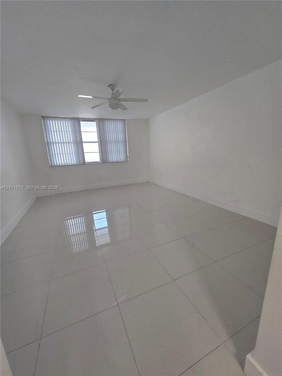 CORINTHIAN CONDO · #J4 in Miami Beach - Photo 40