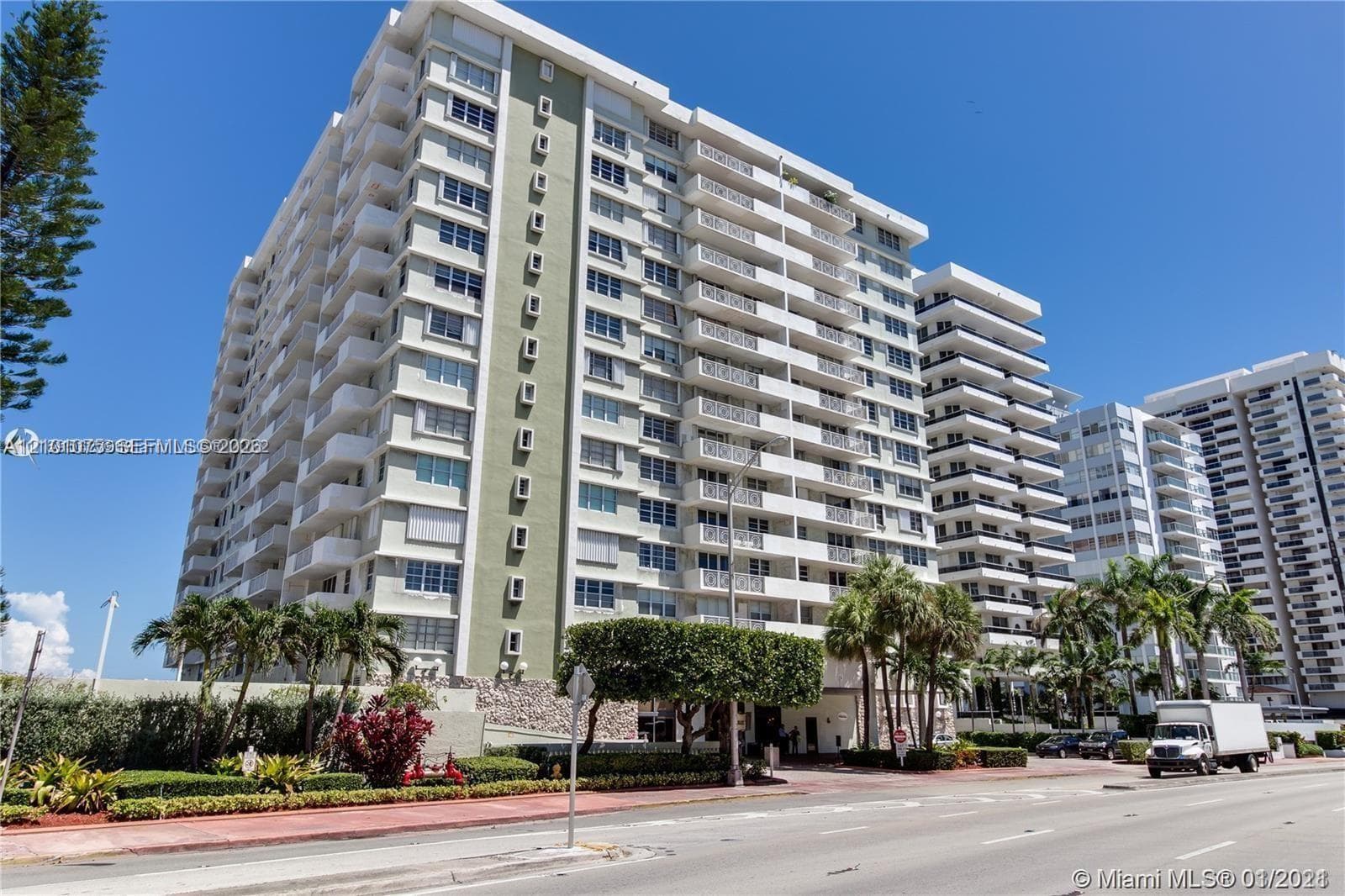 CORINTHIAN CONDO · #J4 in Miami Beach - Photo 74