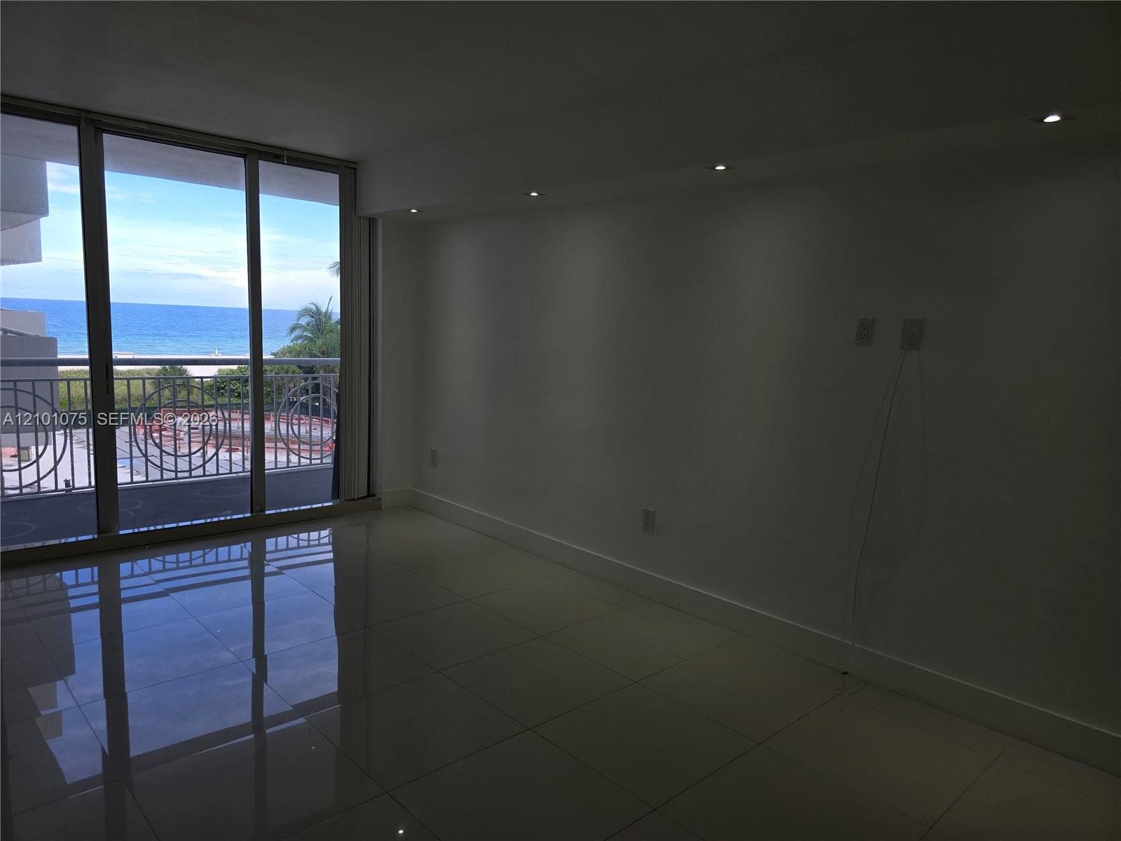 CORINTHIAN CONDO · #J4 in Miami Beach - Photo 29