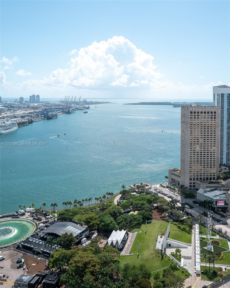 50 Biscayne · #4111 in Miami - Photo 12