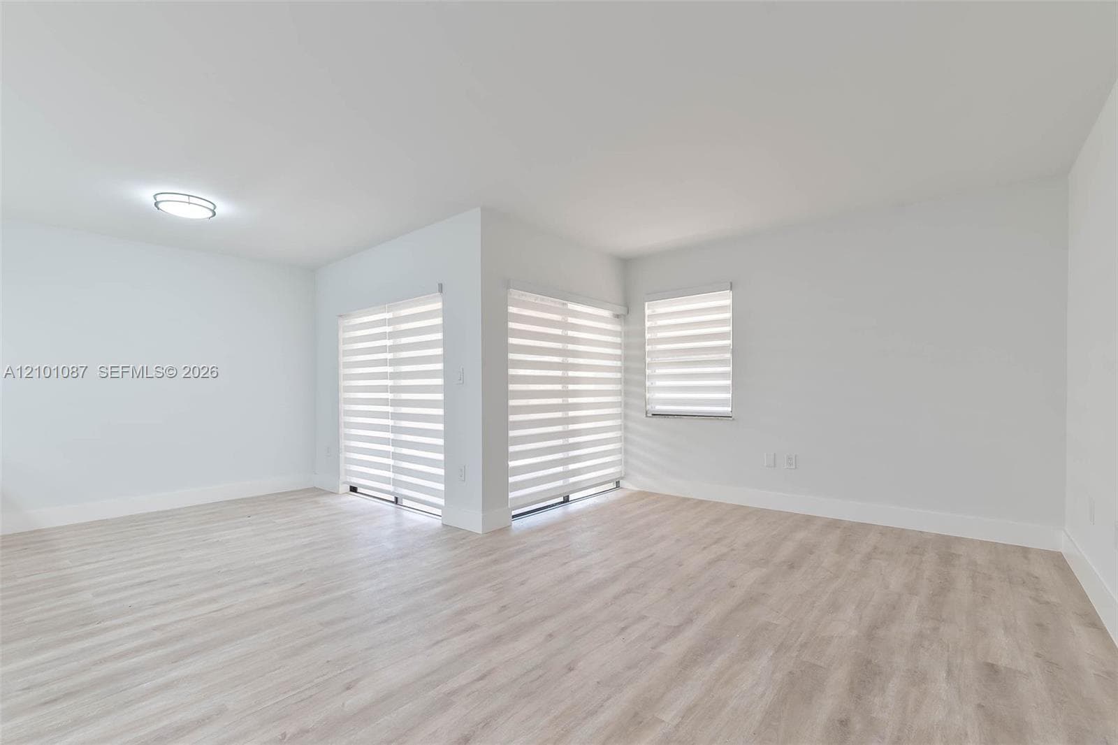 KENLAND POINTE CONDO III · #110T in Miami - Photo 9