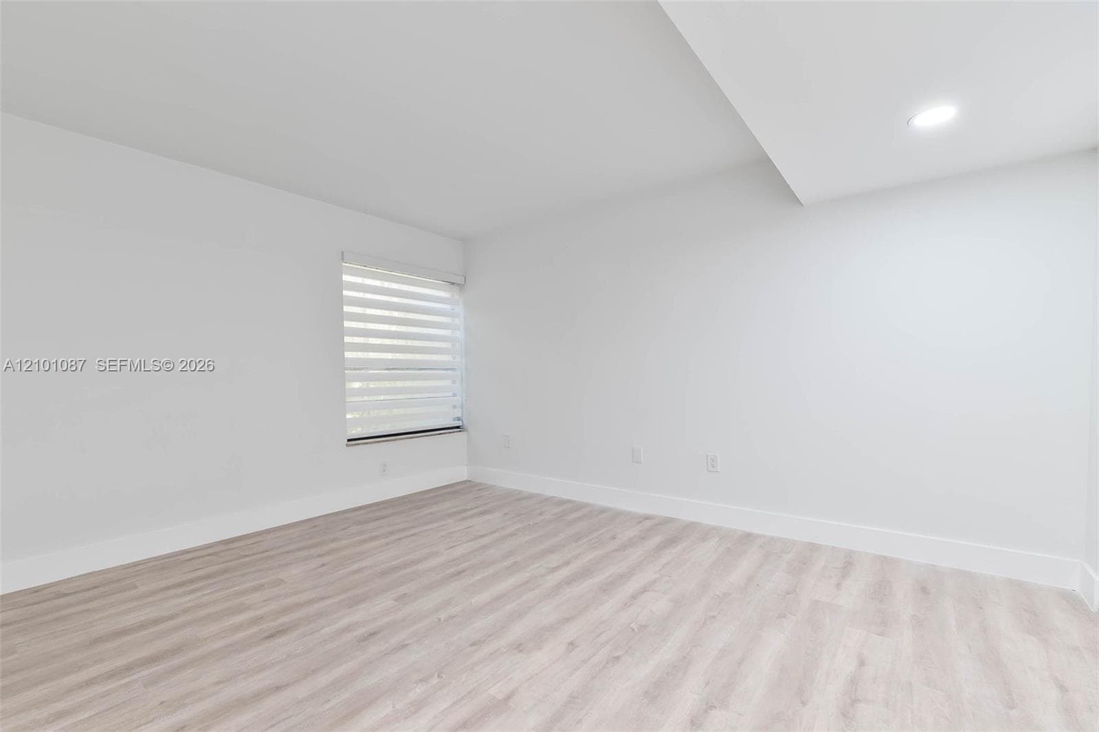 KENLAND POINTE CONDO III · #110T in Miami - Photo 18