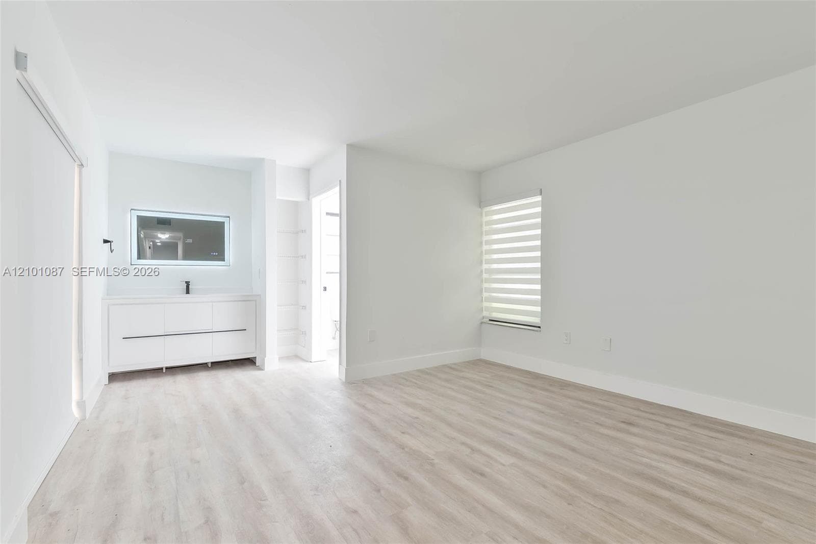 KENLAND POINTE CONDO III · #110T in Miami - Photo 11