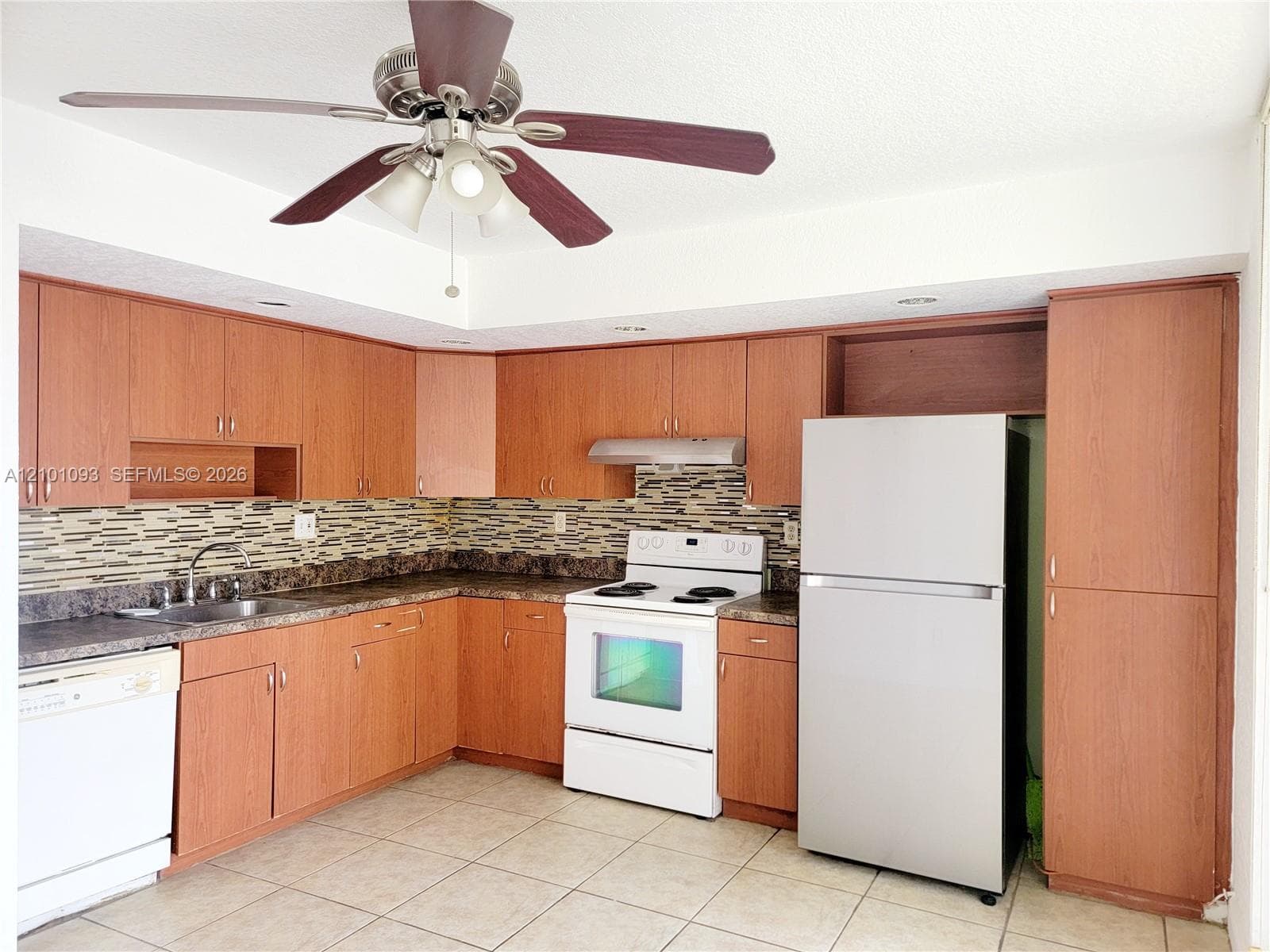 HORIZONS WEST CONDO #3 · #218 in Miami - Photo 13