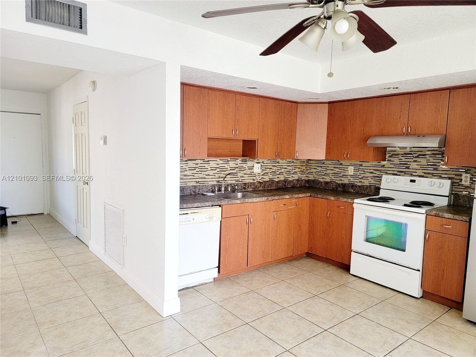 HORIZONS WEST CONDO #3 · #218 in Miami - Photo 12
