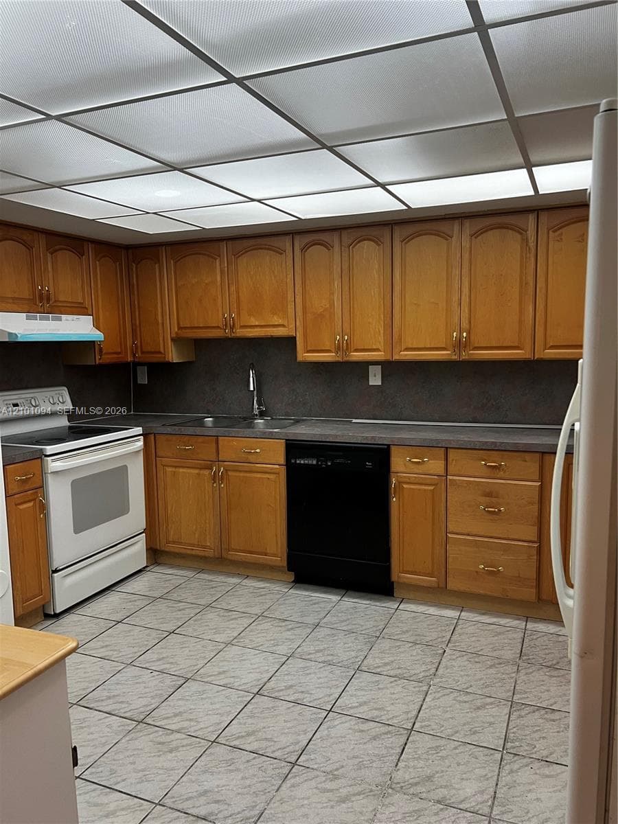 14368 SW 98th Ter photo 8