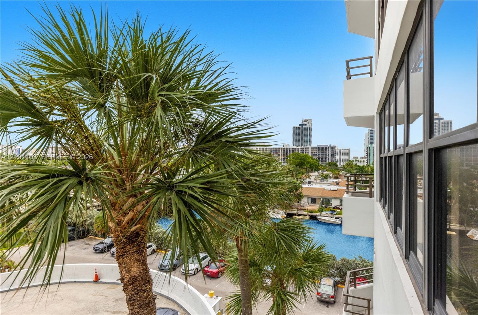OLYMPUS CONDO · #507 in Hallandale Beach - Photo 5