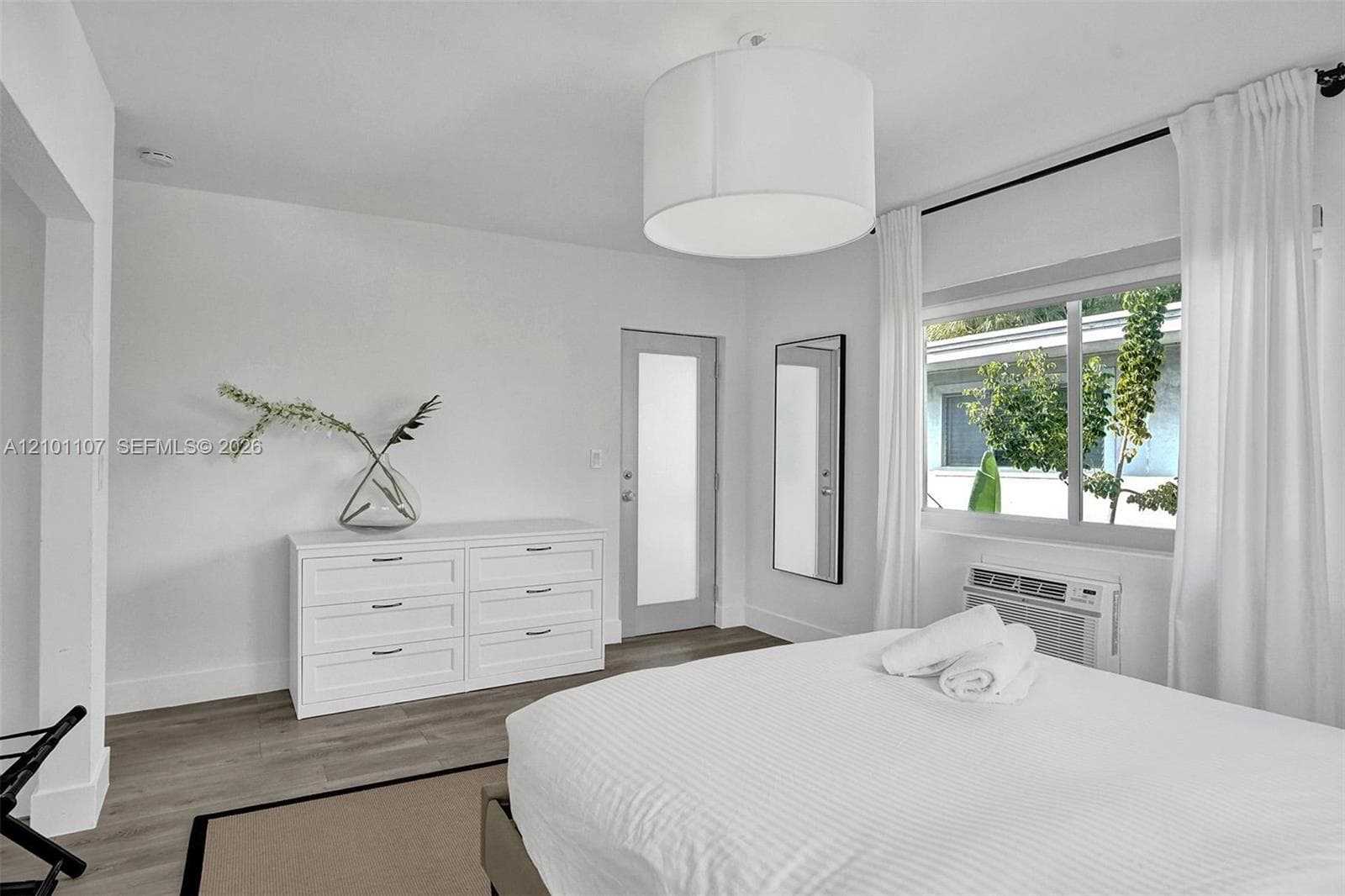 BAY LINCOLN · #3 in Miami Beach - Photo 31