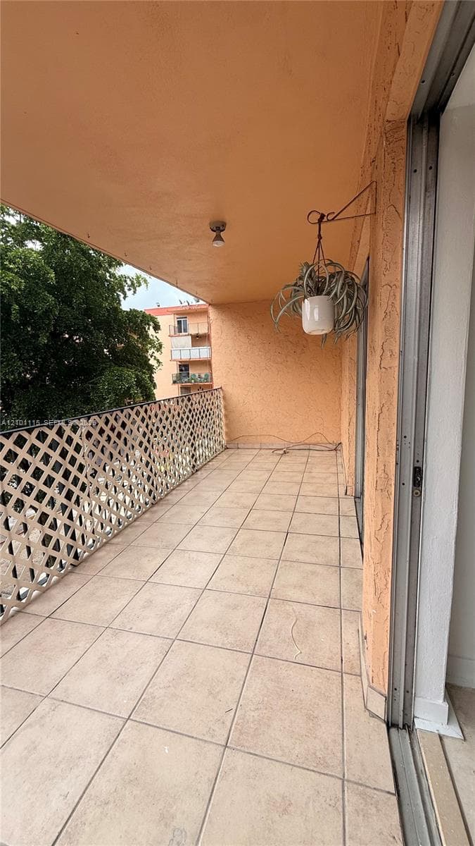 PALM-WEST GARDENS CONDO · #2210B in Hialeah - Photo 12