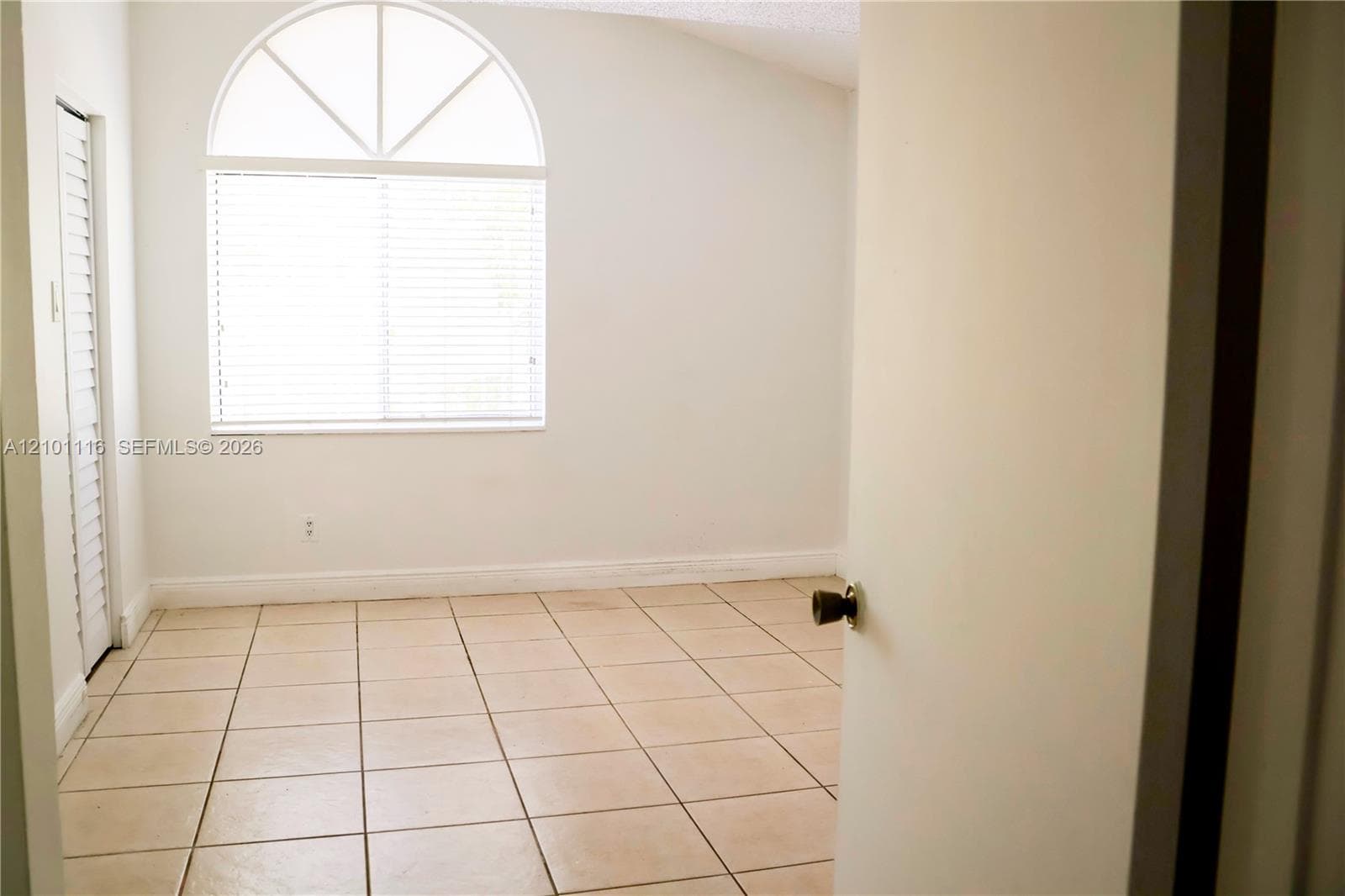 Royal Palm Place · #305 in Miami - Photo 6
