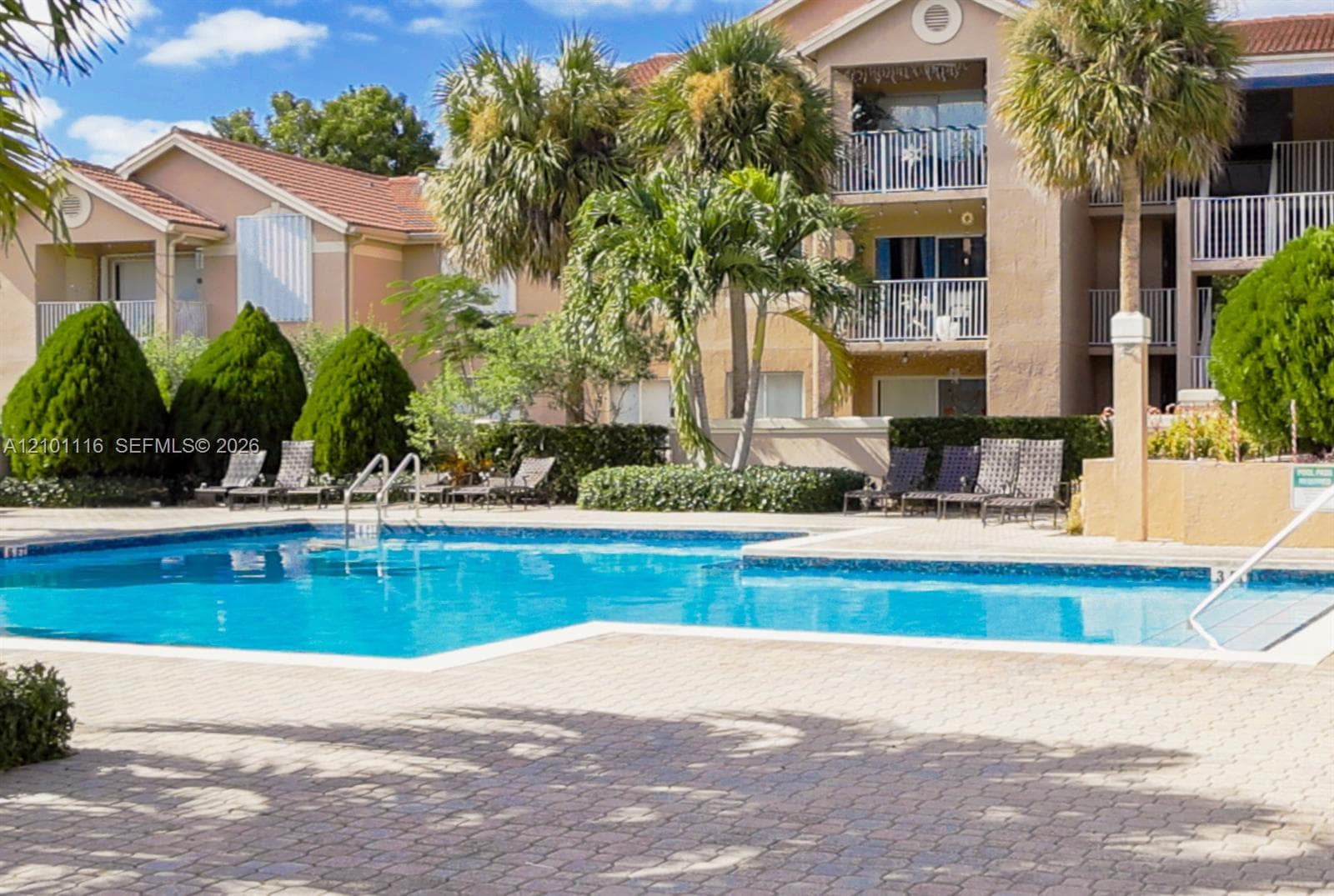 Royal Palm Place · #305 in Miami - Photo 17