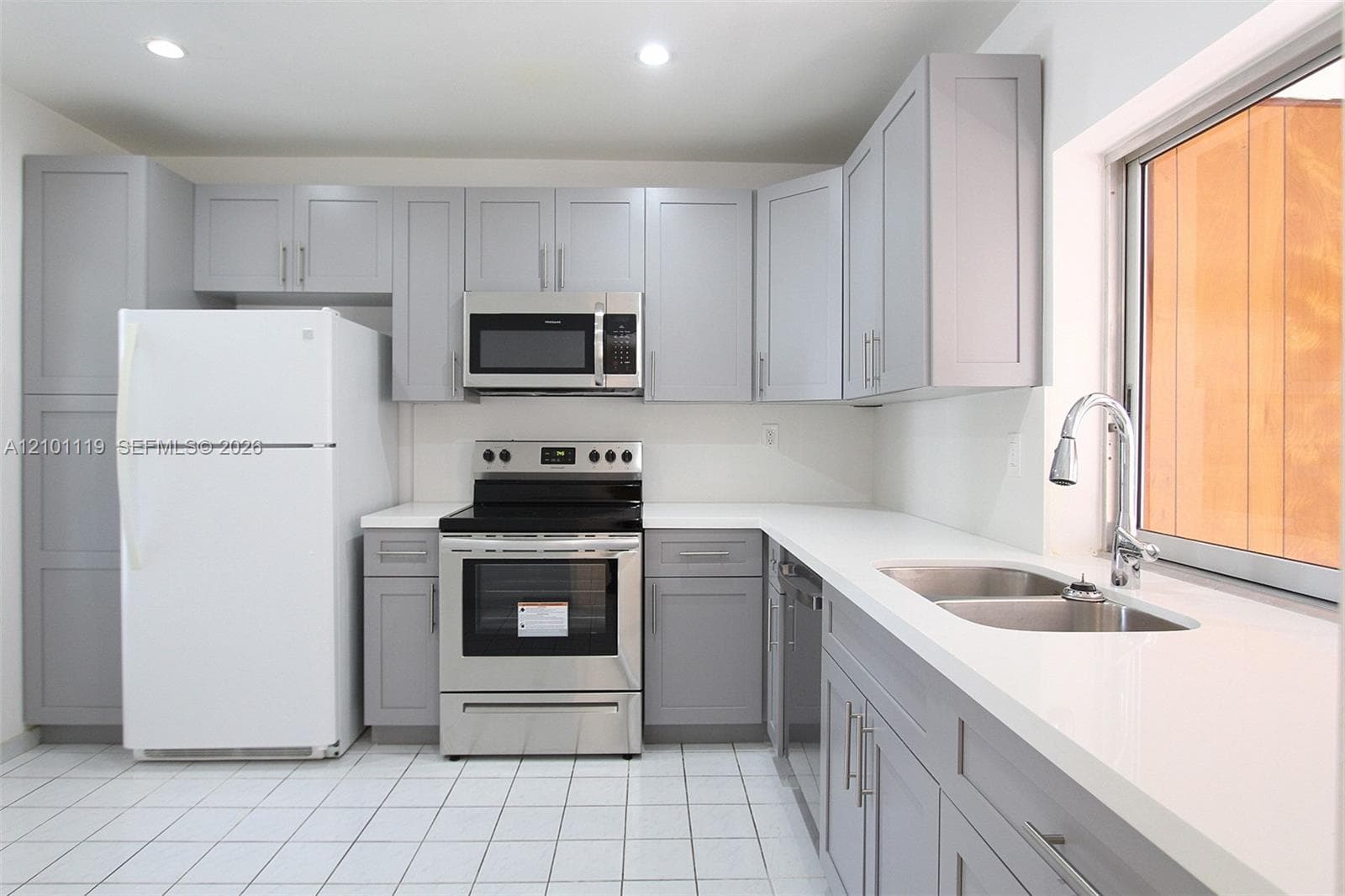 16825 SW 113th Ave #V41343 photo 6