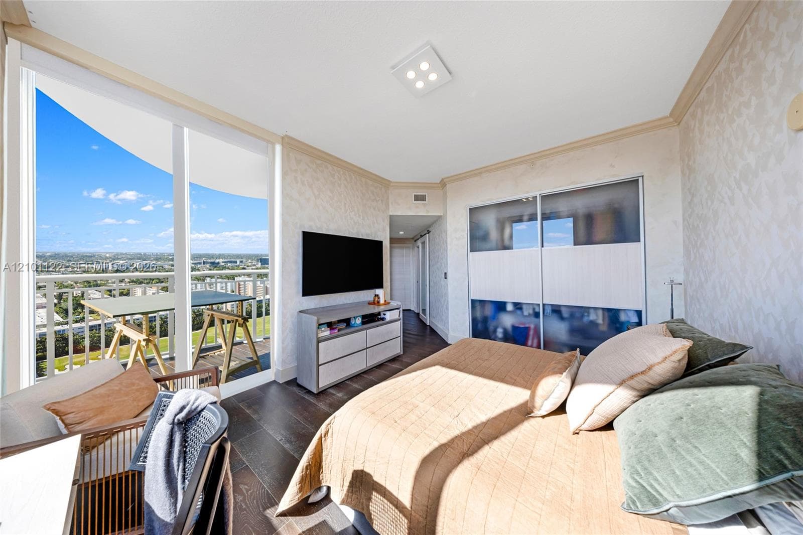 DUO CONDOMINIUM WEST · #2407W in Hallandale Beach - Photo 18