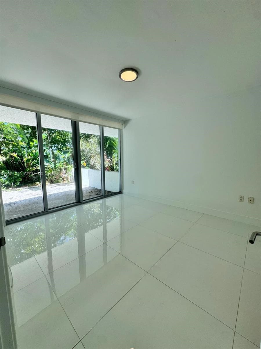 Peloro Miami Beach · #114 in Miami Beach - Photo 9