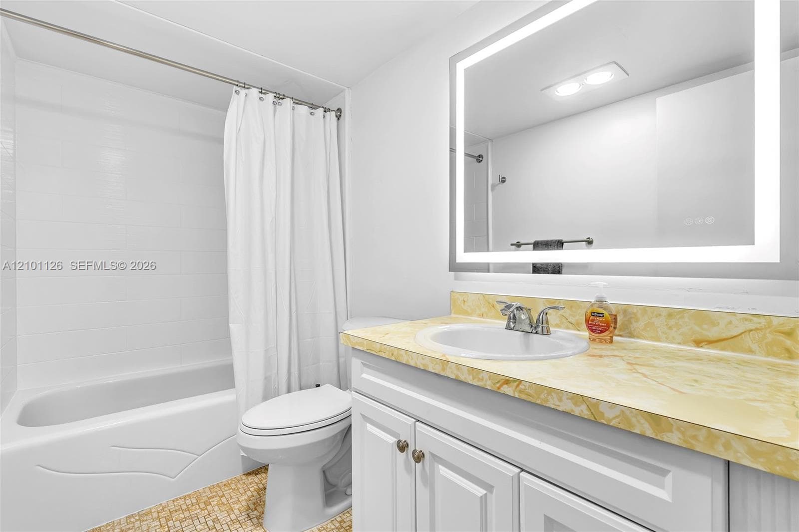MEADOWBROOK LAKES CONDO · #203 in Dania Beach - Photo 27
