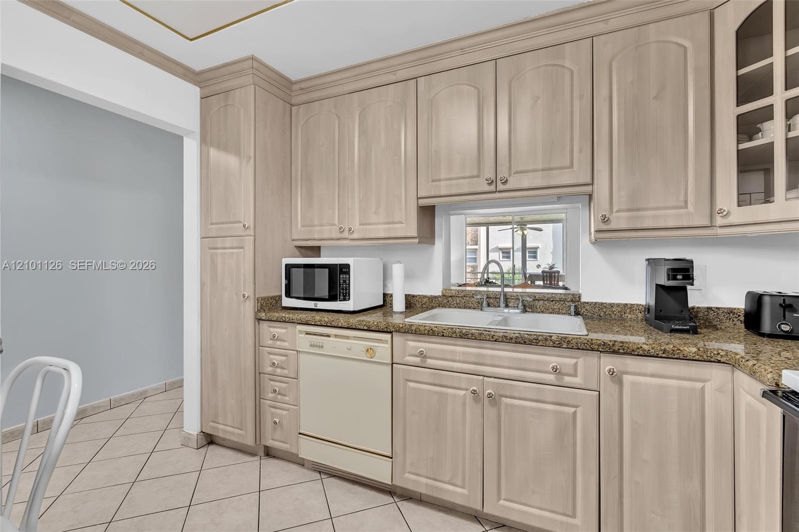 MEADOWBROOK LAKES CONDO · #203 in Dania Beach - Photo 13