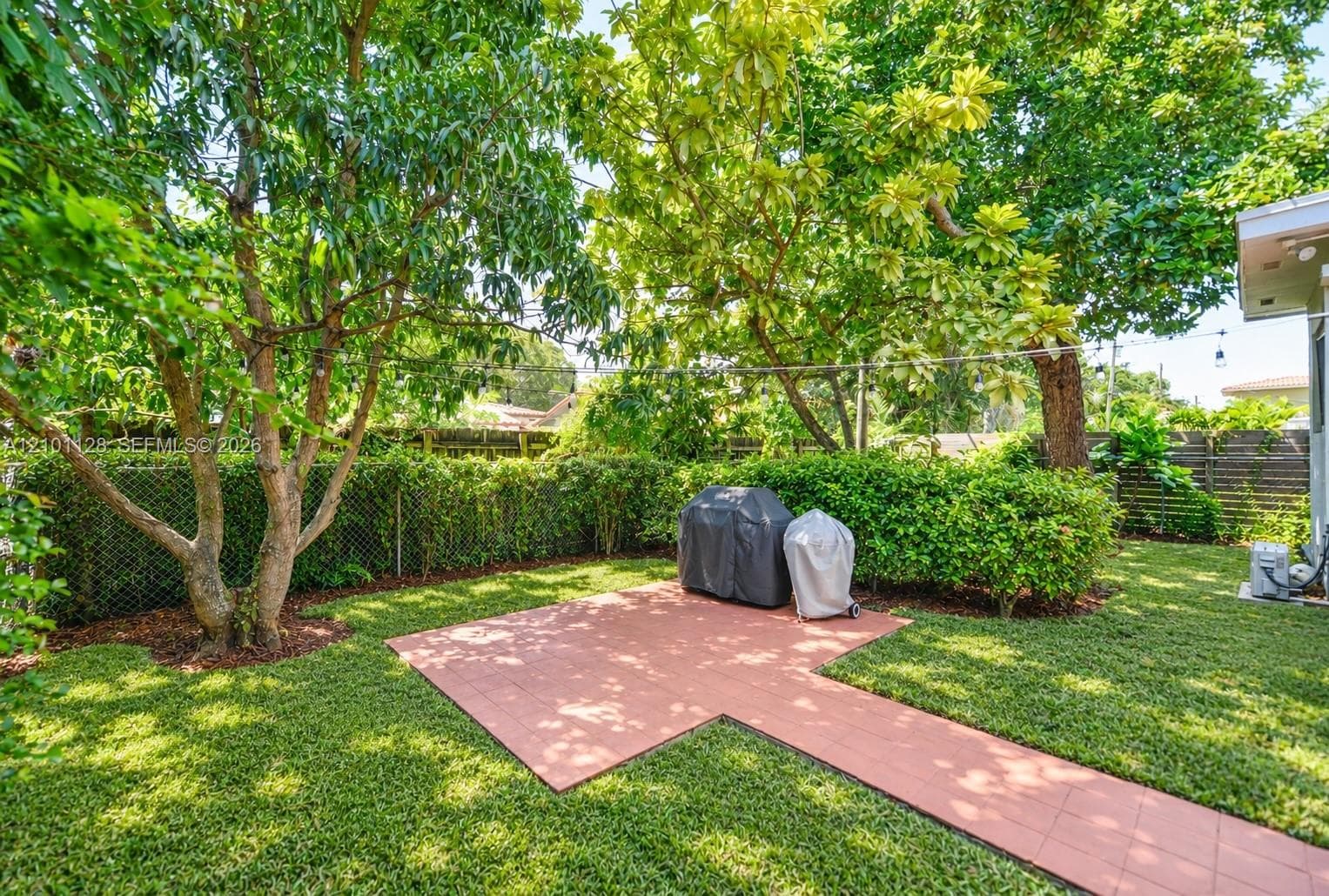 2520 SW 22nd Ter photo 25