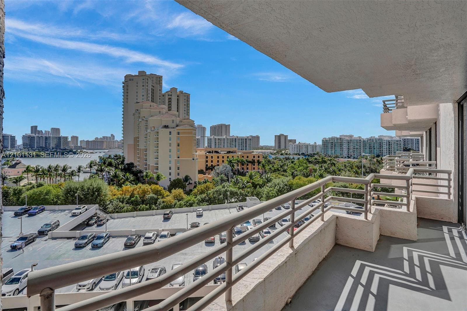 PARC CENTRAL AVENTURA SOU · #1016 in Aventura - Photo 35