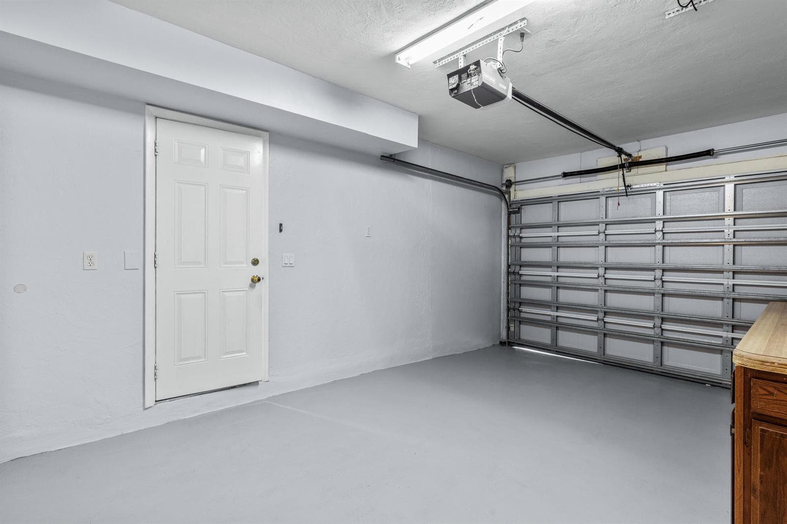 1 Car Attached Garage