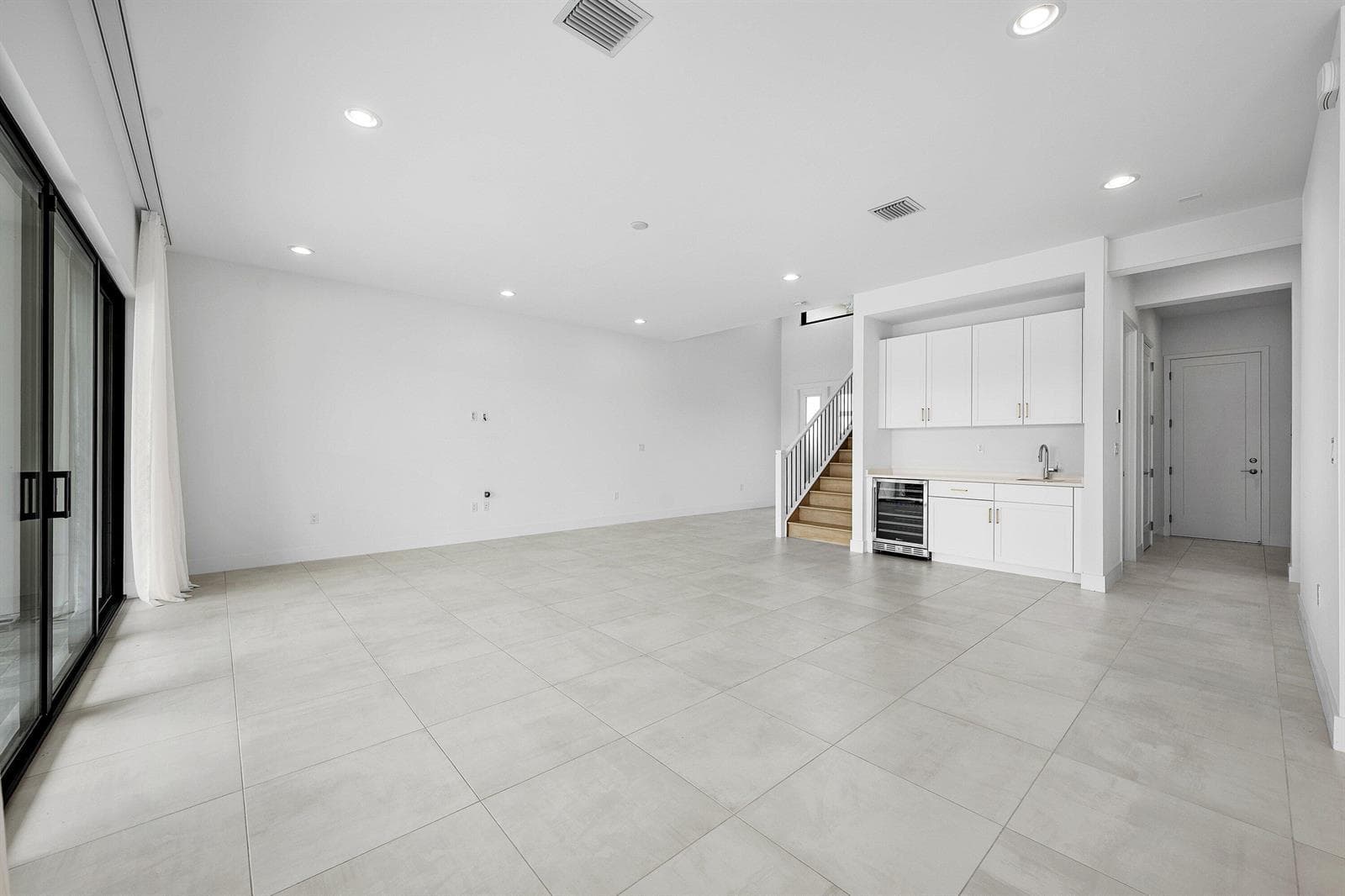 009-8095CrystalDownsAvenue-BocaRaton-FL-