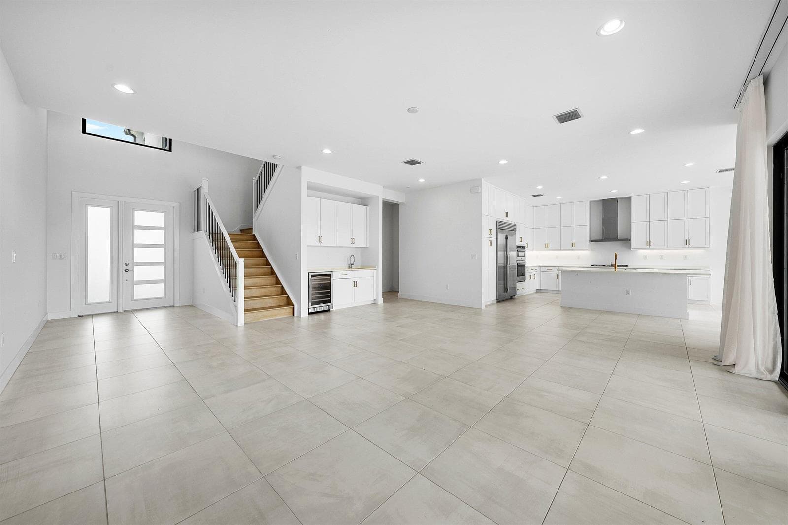 010-8095CrystalDownsAvenue-BocaRaton-FL-