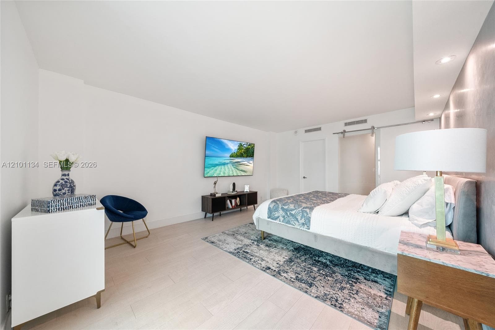 Towers of Key Biscayne · #A1105 in Key Biscayne - Photo 16