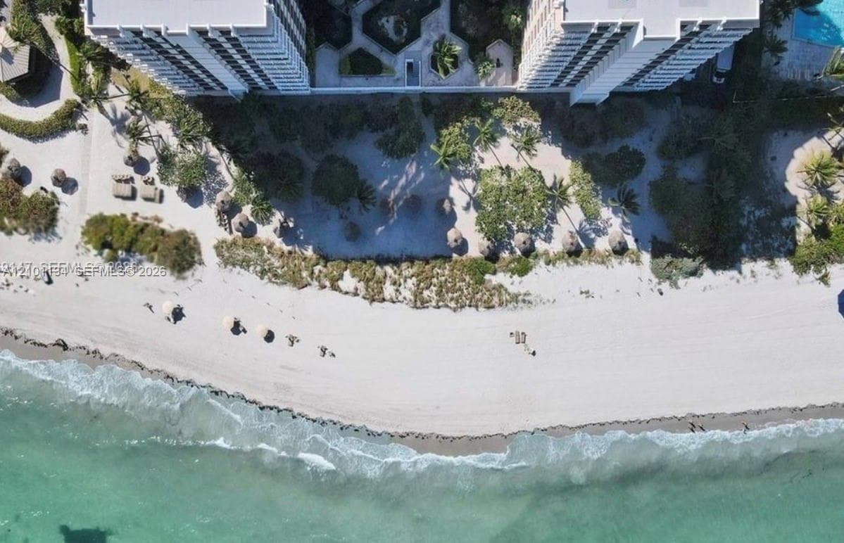 Towers of Key Biscayne · #A1105 in Key Biscayne - Photo 26