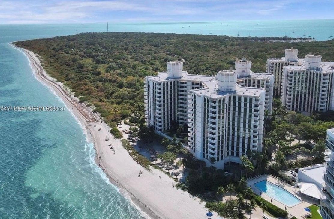 Towers of Key Biscayne · #A1105 in Key Biscayne - Photo 28