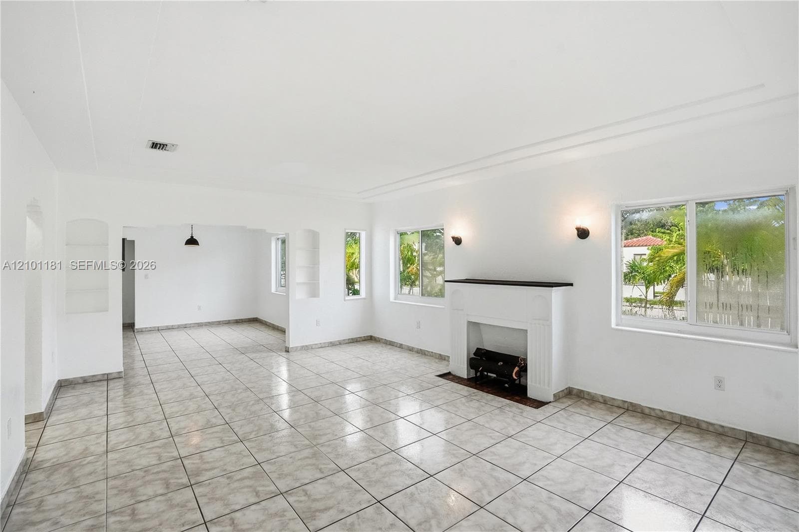 1550 SW 13th St photo 2
