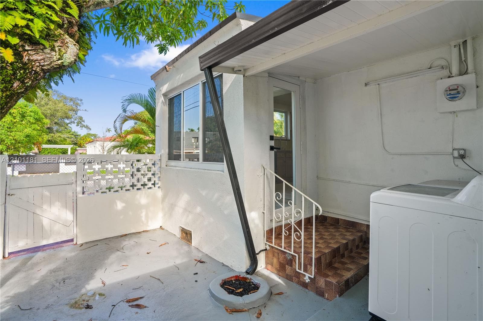 1550 SW 13th St photo 25